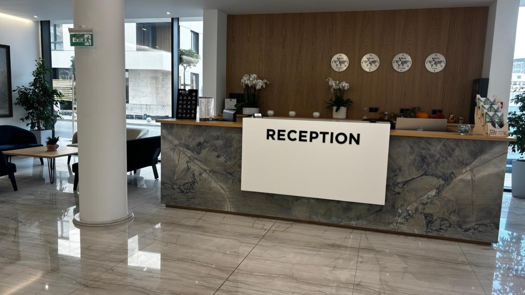 Blue Star Luxury Hotel Sofia Buitenkant foto