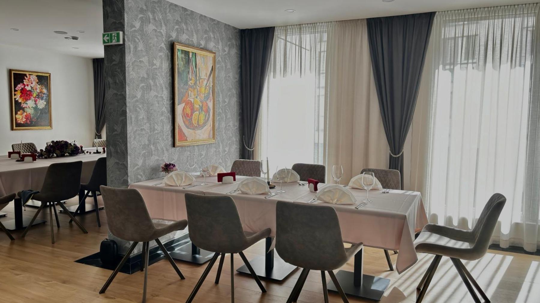 Blue Star Luxury Hotel Sofia Buitenkant foto