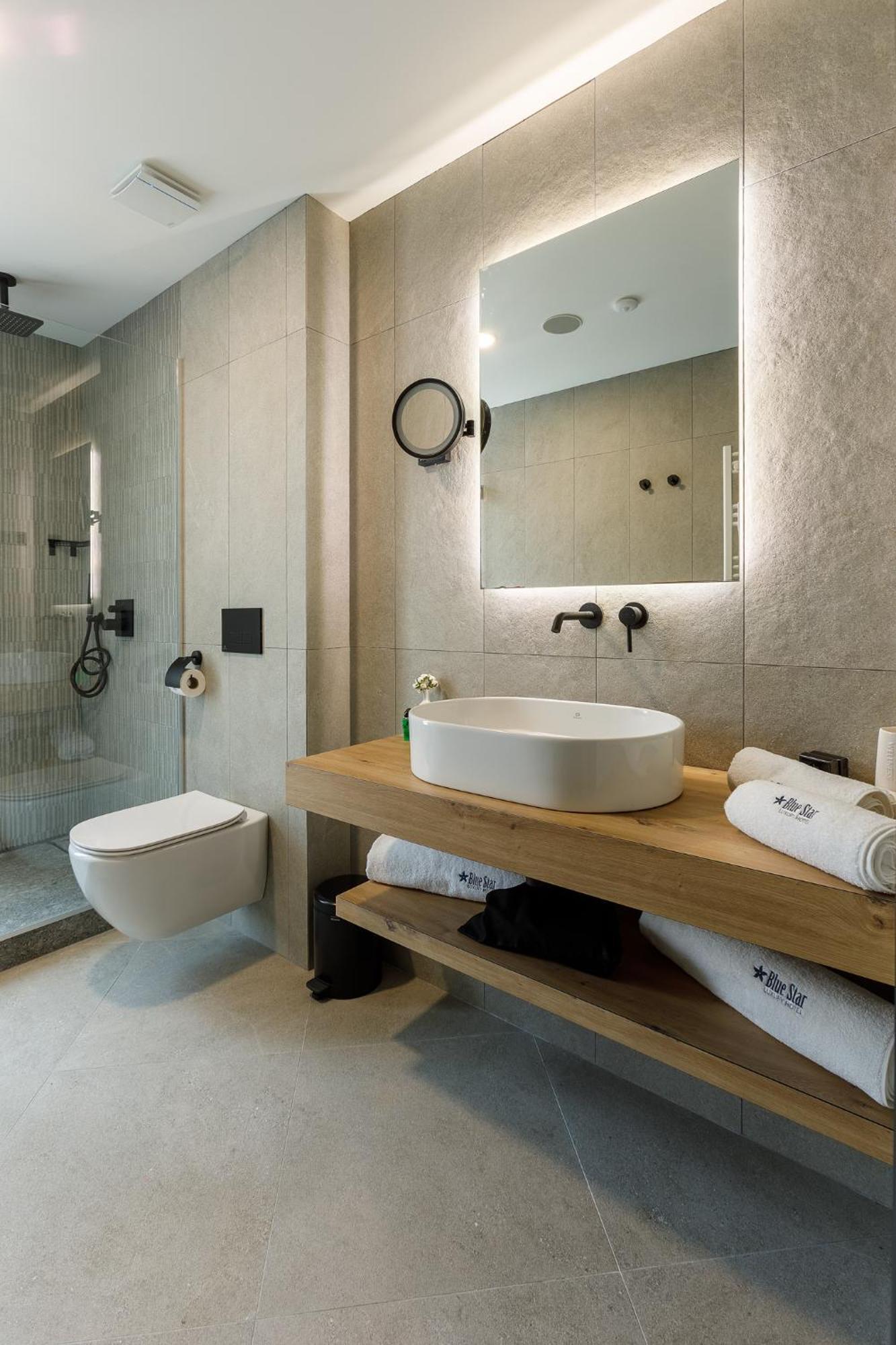 Blue Star Luxury Hotel Sofia Buitenkant foto